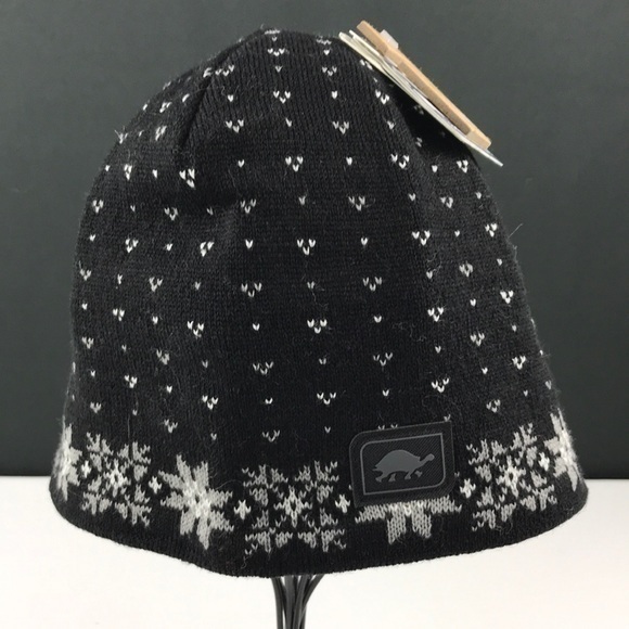 Turtlefur - ‘Snowflakes’ Beanie. Black/White. NWT. - Picture 1 of 4